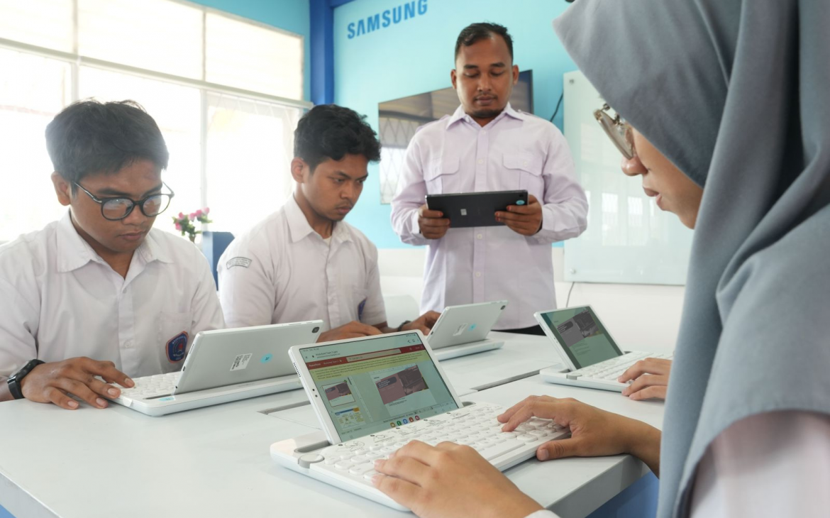 Ragam Inovasi IoT Para Siswa Sekolah Menengah Bimbingan SIC, Bakti Samsung Untuk Indonesia Lebih Maju