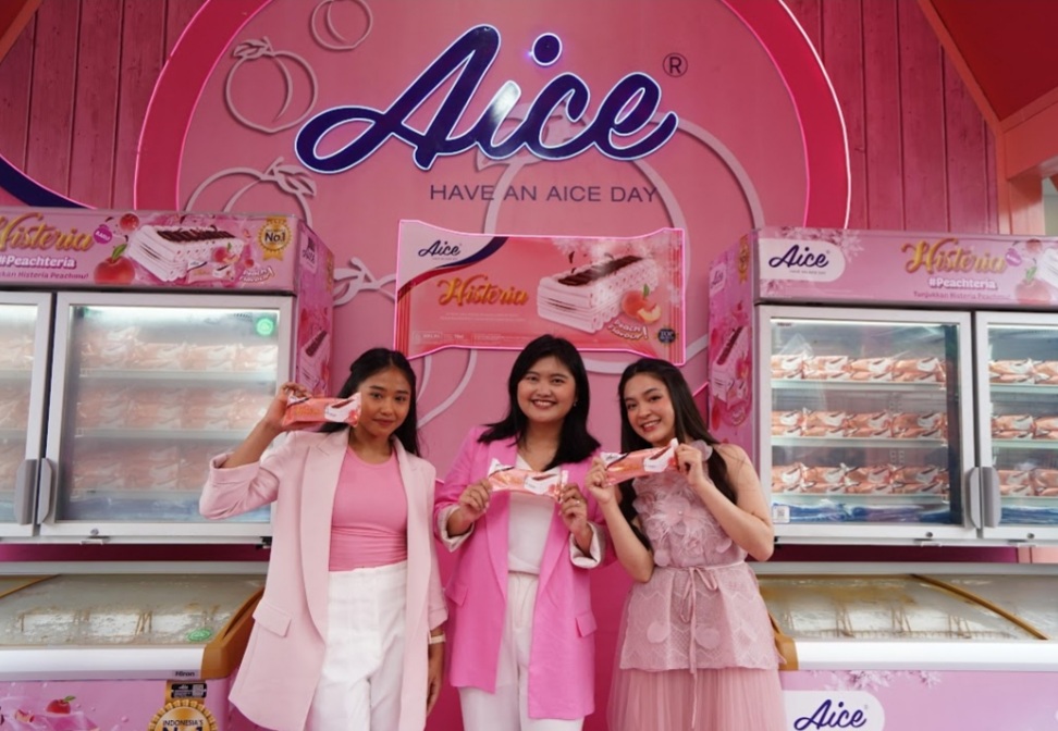 Rayakan Pencapaian Perempuan Indonesia, Aice Luncurkan Varian Rasa Kekinian “Histeria Peach”