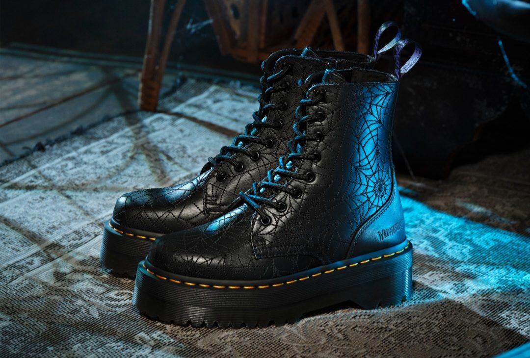 Baru! DR. Martens Datangkan Karakter Ikonik Wednesday Addams