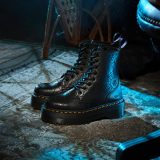 Baru! DR. Martens Datangkan Karakter Ikonik Wednesday Addams