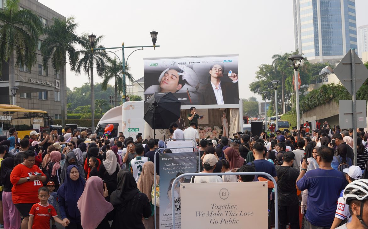 Kejutan Pelaminan Pernikahan Luna & Maxime Hadir di Car Free Day Jakarta, Maxime Bouttier Hadir Langsung Berikan Ucapkan Terima Kasih ke Masyarakat