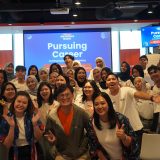 Di Tengah Tantangan Literasi Keuangan Mahasiswa, ShopeePay dan SeaBank Apresiasi 36 Agen Perubahan Lewat SPARK Awarding Night