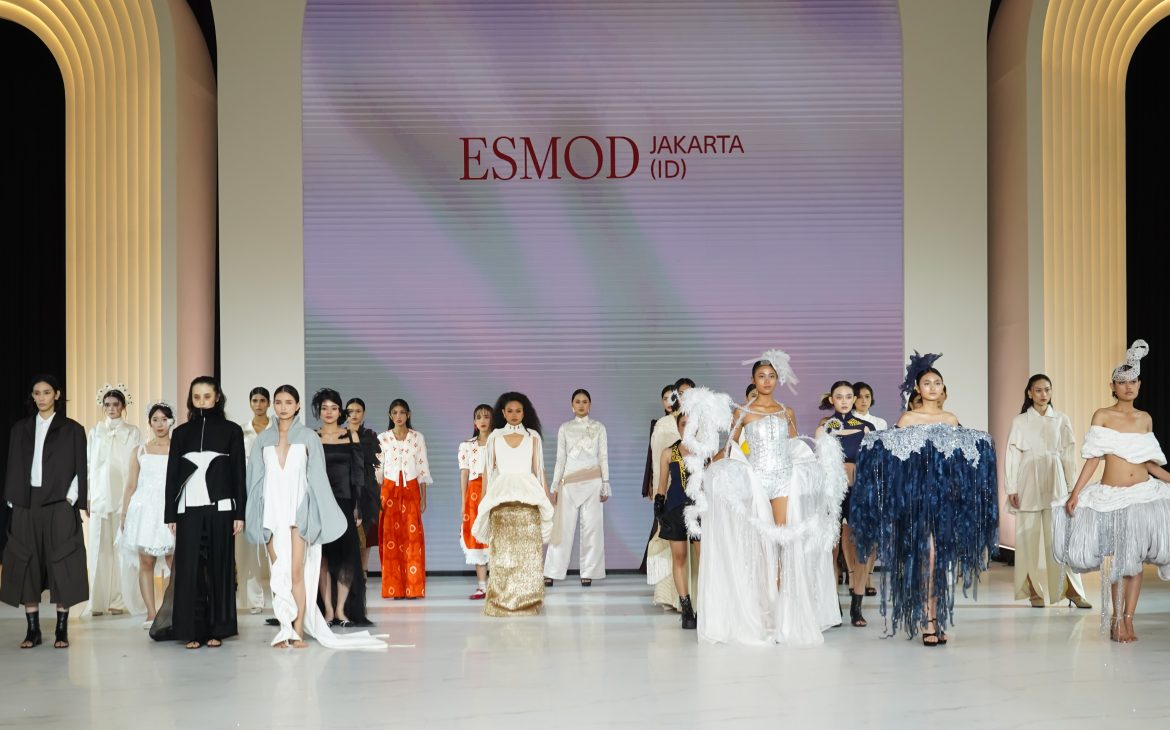 ESMOD Jakarta First Edit Hadirkan 26 Looks Karya Mahasiswa di Fashion Nation ke-20