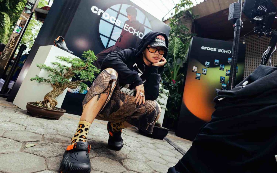 Crocs Echo II Bawa Semangat “Let Them Talk”, Ajak Setiap Orang Tampil Lebih Berani
