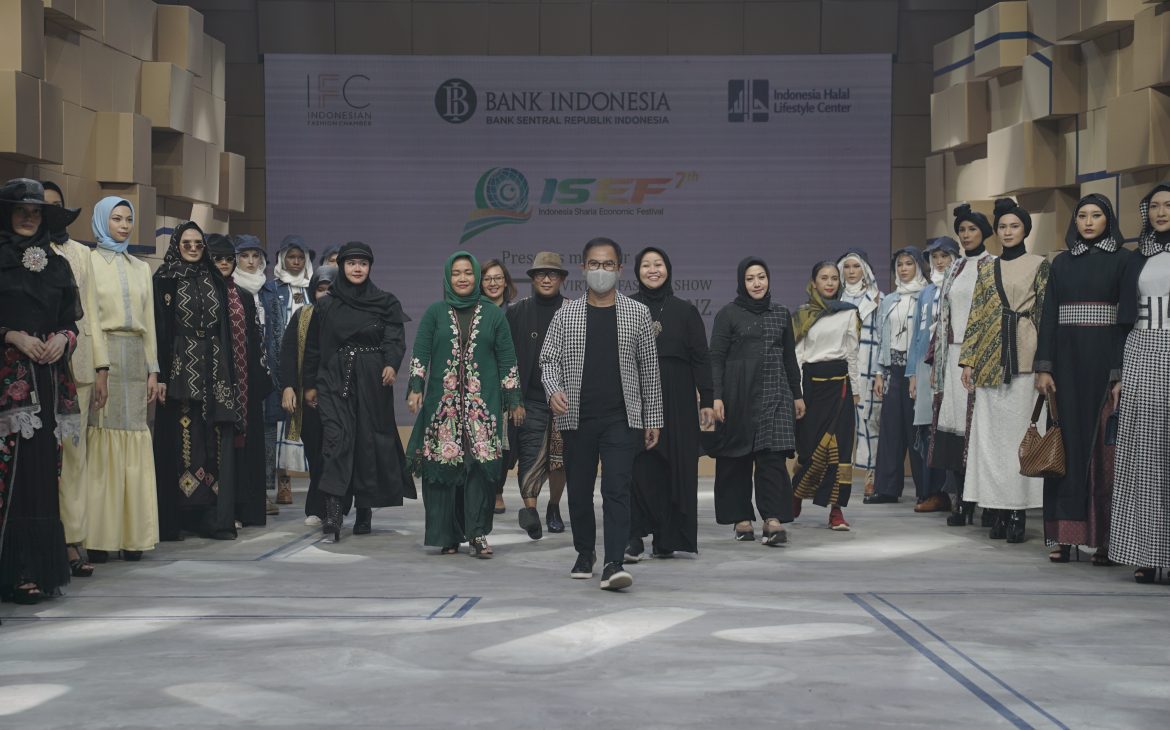 ISEF Sektor Fesyen Dukung IKRA Indonesia Tampil pada Virtual Fashion Show Mercedes-Benz Fashion Week Russia