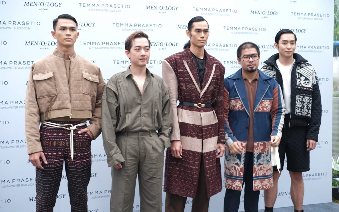 Ngeriiii.., Gasak “WARISAN” Tenun NTT, MEN/O/LOGY by ZAP Terjunkan Desainer Temma Prasetio Ke Kancah Dubai Fashion Week 2023
