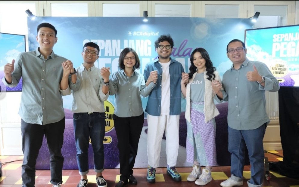 Dorong Kedewasaan Digital, blu BCA Gandeng Kunto Aji Rilis Single “Sepanjang Jalan Kenangan”