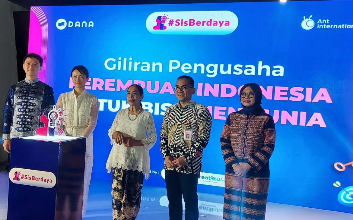 Dari Boneka Kain Perca Ramah Lingkungan Hingga Bakwan Sagu Papua, 35 UMKM Perempuan Menangkan SisBerdaya dan DisBerdaya 2024