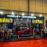 Harley-Davidson® Hidupkan Kembali Legenda Era ’70-an Lewat Road Glide™ Whiskey Firestorm di IMOS 2025