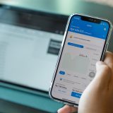 Datang Cuma Setahun Sekali, Simak 4 Tips Menginvestasikan THR dengan Emas!