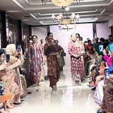 Batik Danar Hadi dan Perhimpunan Kebayaku Gelar Trunk Show “Prabhā Kartini – Dari Warisan Ke Masa Depan”