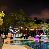 Sip Society: All You Can Eat di CREW Pool & Bar