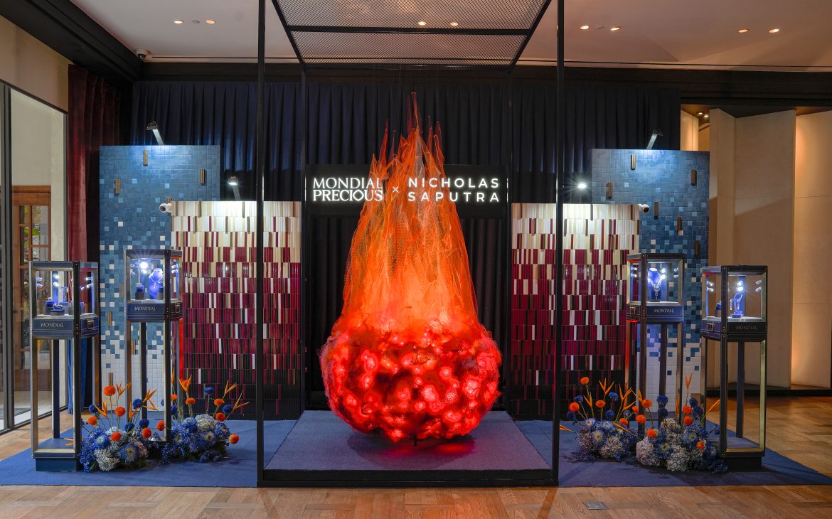 MONDIAL Bersama Nicholas Saputra Perkaya Koleksi MONDIAL Precious Fire dengan Koleksi Terbaru, Kembali Eksplorasi Filosofi Api dengan Berlian dan Precious Stone
