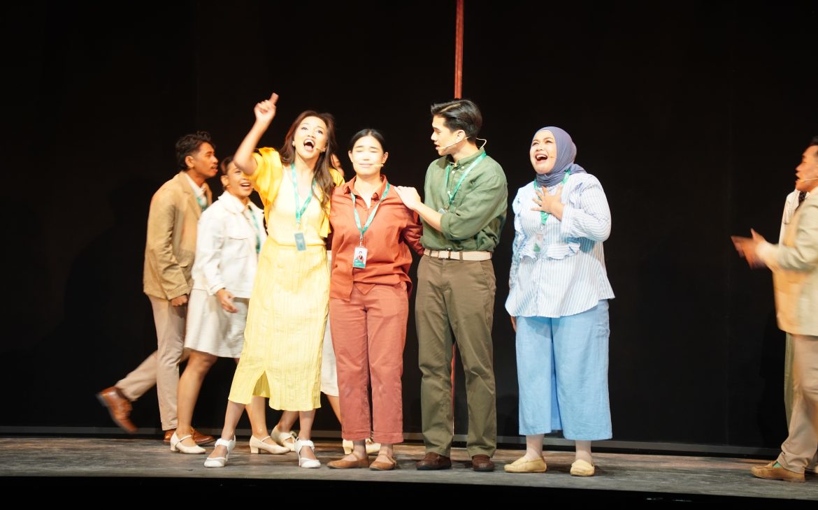ULTIMA II Jadi Official Makeup Partner Teater Musikal Home Sweet Loan, Dukung Penampilan 40 pemeran di Atas Panggung